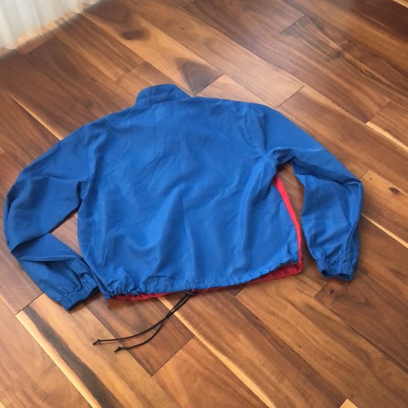 STRANGER THINGS NETFLIX MERCHANDISE PULLOVER SIZE MEDIUM WOMENS - Picture 8 of 9